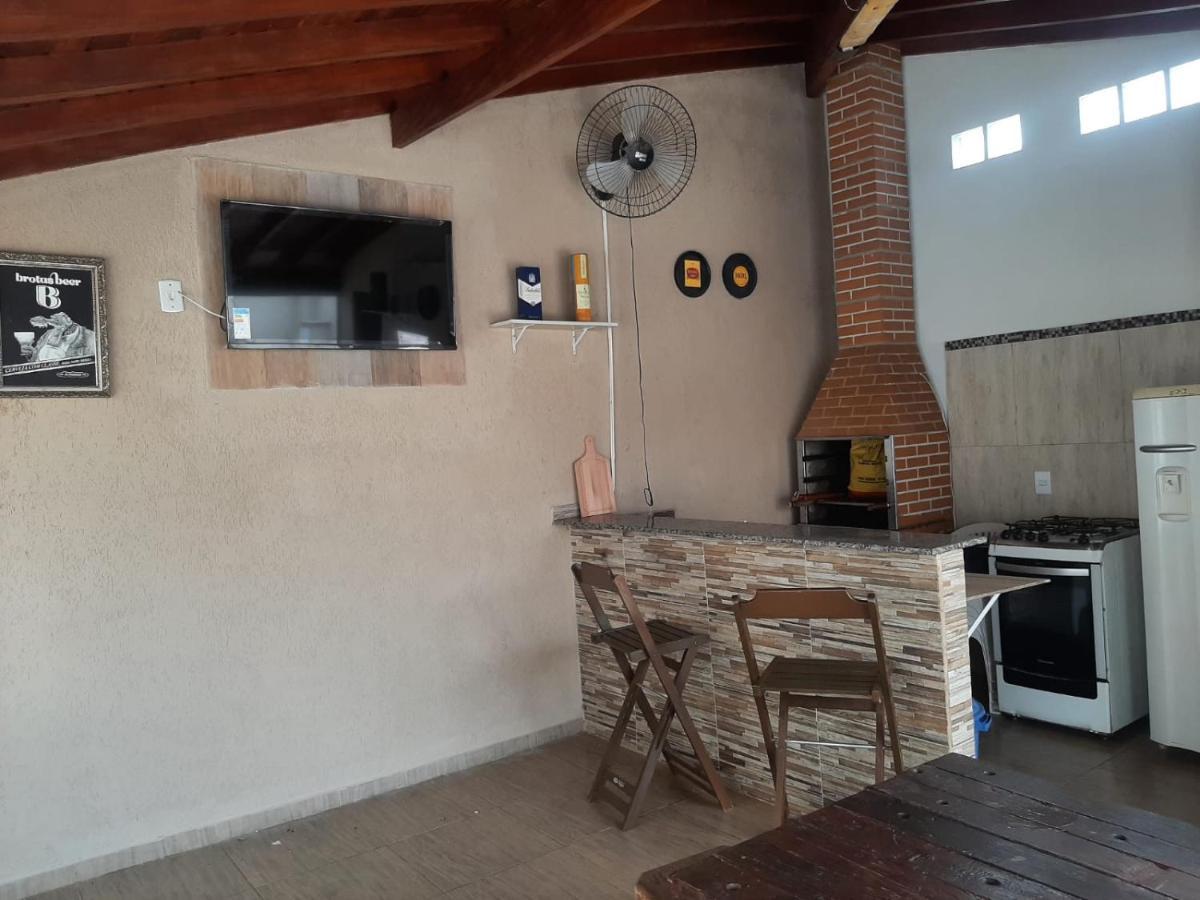 Casa Agradavel Com Area Externa E Piscina Villa โบรตัส ภายนอก รูปภาพ